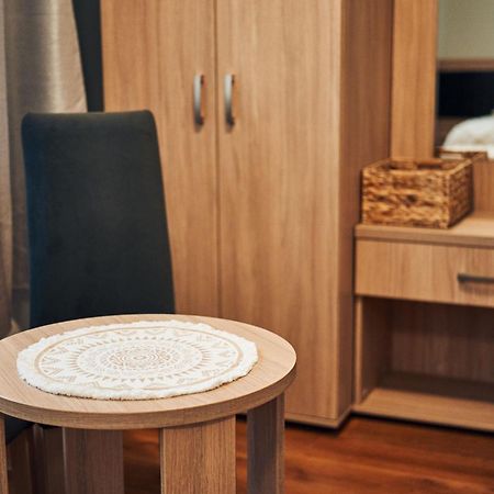 Hotel Lilia Wloszczowa Ngoại thất bức ảnh